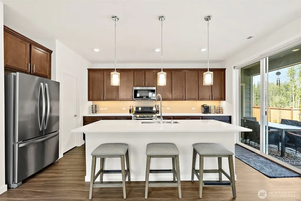 5711 Great Glen Road SW Port Orchard WA 98367