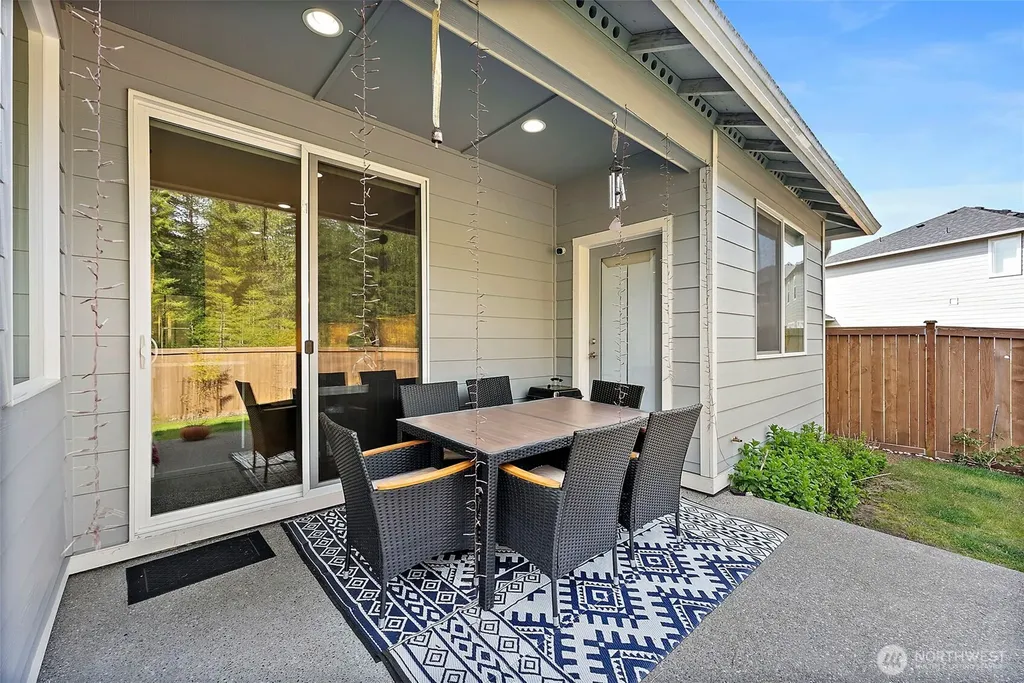 5711 Great Glen Road SW Port Orchard WA 98367