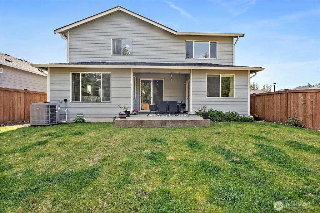 5711 Great Glen Road SW Port Orchard WA 98367