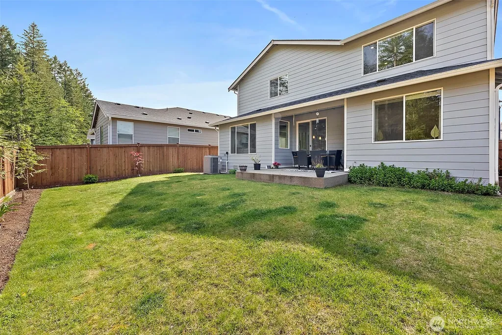 5711 Great Glen Road SW Port Orchard WA 98367