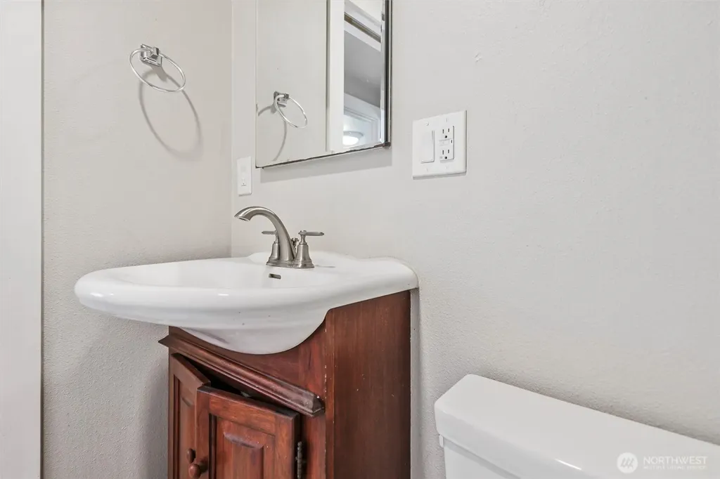 17417 11th Avenue E Spanaway WA 98387
