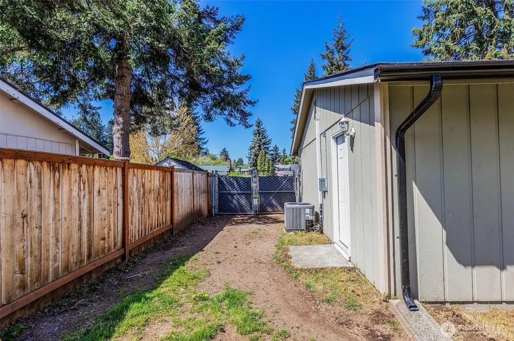 17417 11th Avenue E Spanaway WA 98387