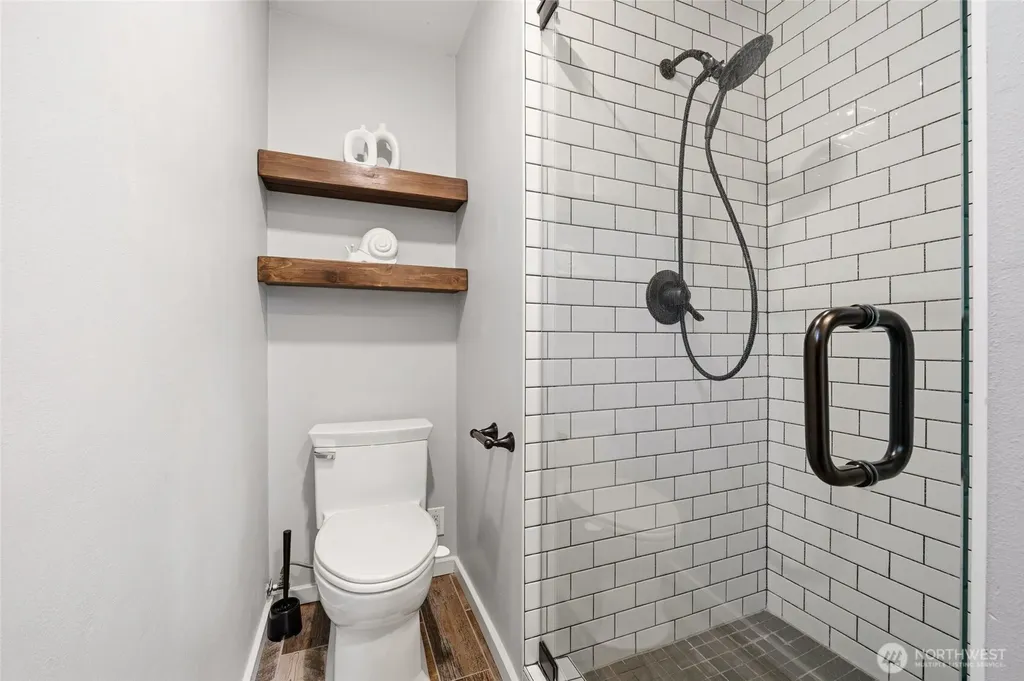 17202 NE 134th Place Redmond WA 98052