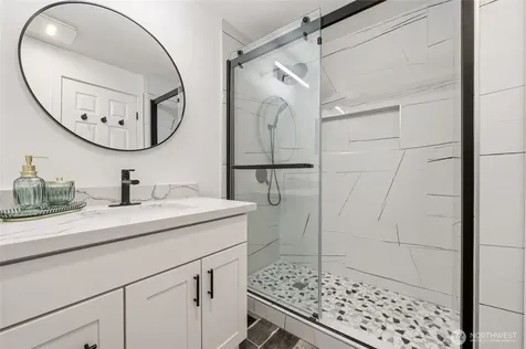 17202 NE 134th Place Redmond WA 98052
