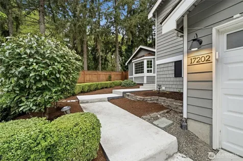 17202 NE 134th Place Redmond WA 98052