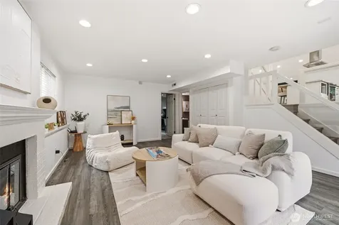 17202 NE 134th Place Redmond WA 98052