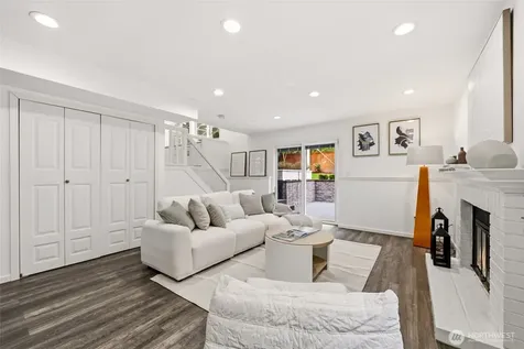 17202 NE 134th Place Redmond WA 98052