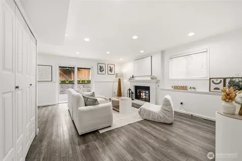 17202 NE 134th Place Redmond WA 98052
