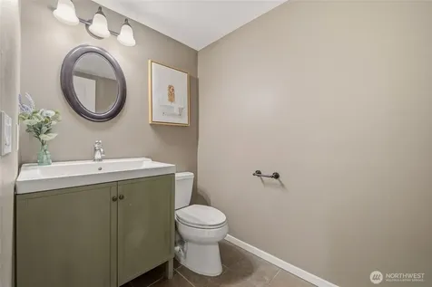 17202 NE 134th Place Redmond WA 98052