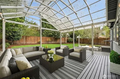 17202 NE 134th Place Redmond WA 98052