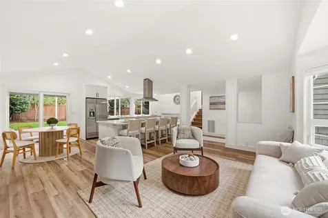 17202 NE 134th Place Redmond WA 98052