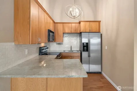 5829 NE 75th Street Seattle WA 98115