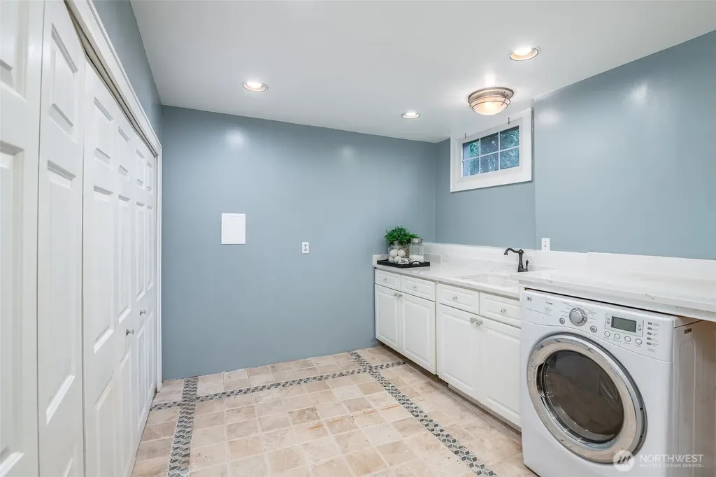 3025 Maringo Road SE Olympia WA 98501
