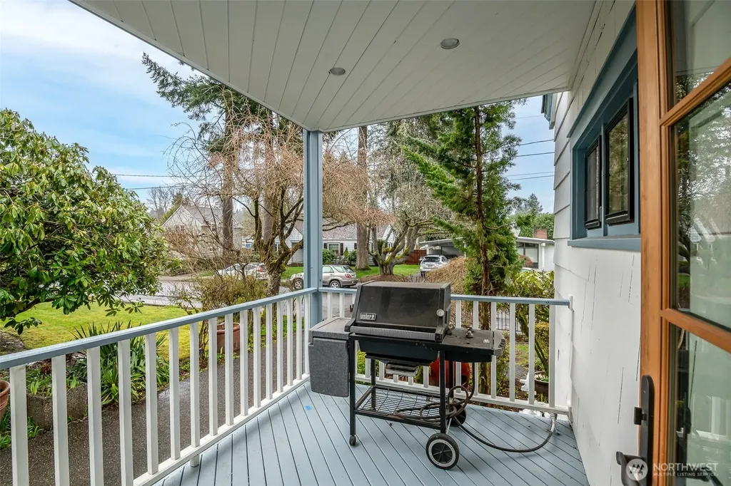 3025 Maringo Road SE Olympia WA 98501
