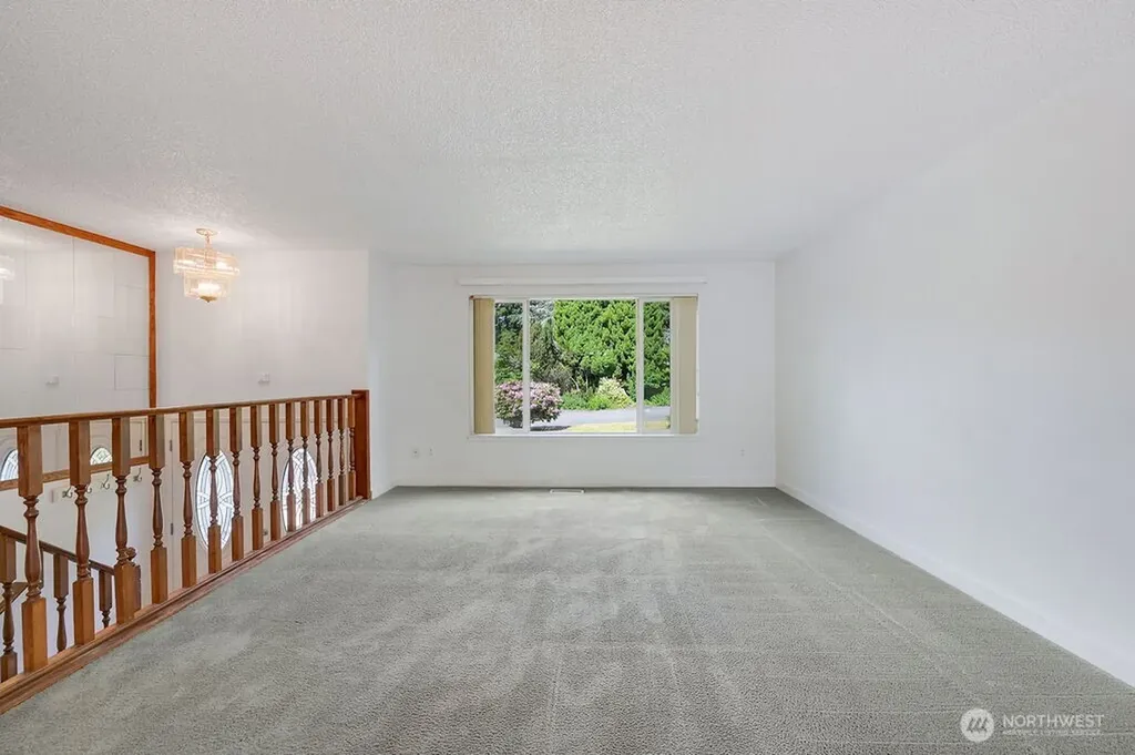 4298 SE Basswood Port Orchard WA 98366
