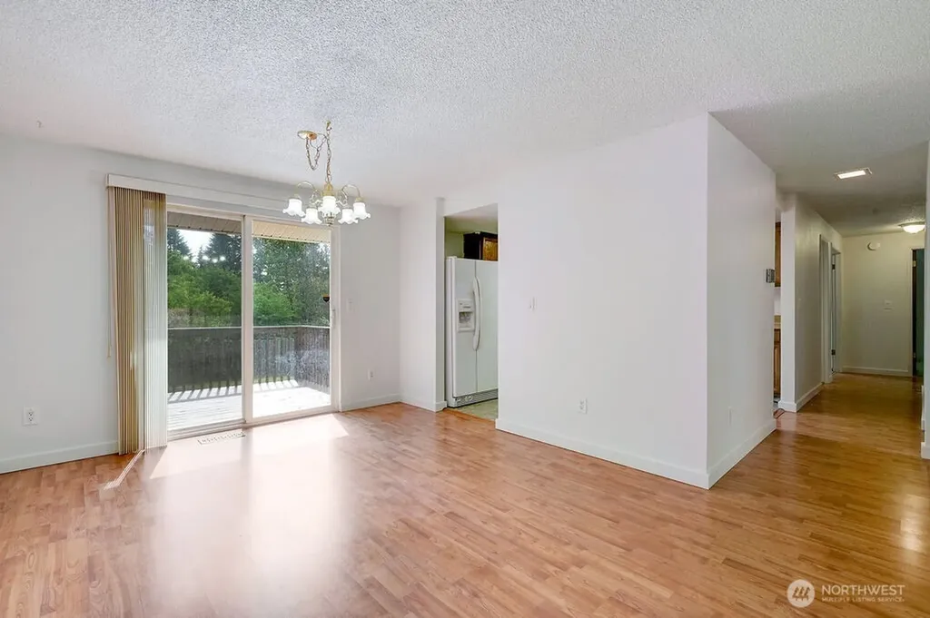 4298 SE Basswood Port Orchard WA 98366