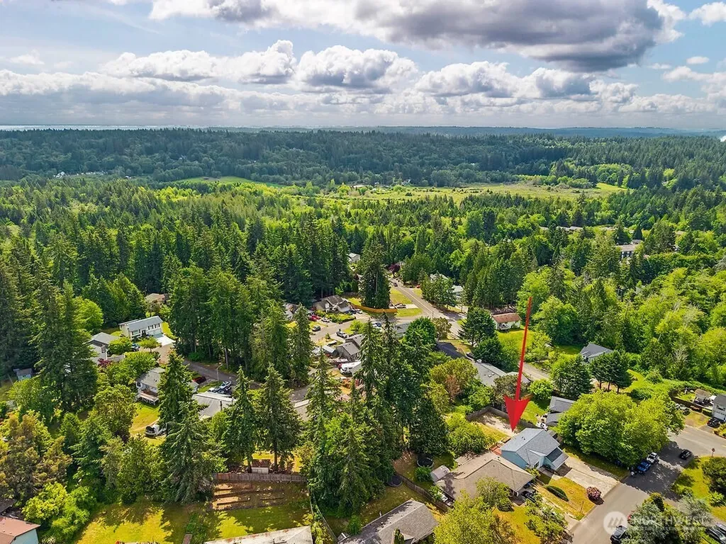 4298 SE Basswood Port Orchard WA 98366