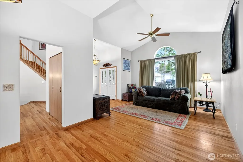 21706 116th Street E Bonney Lake WA 98391