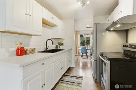 12214 4th Avenue SW Seattle WA 98146