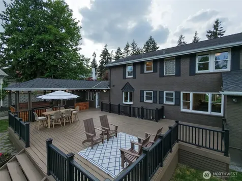16066 Inglewood Road NE Kenmore WA 98028
