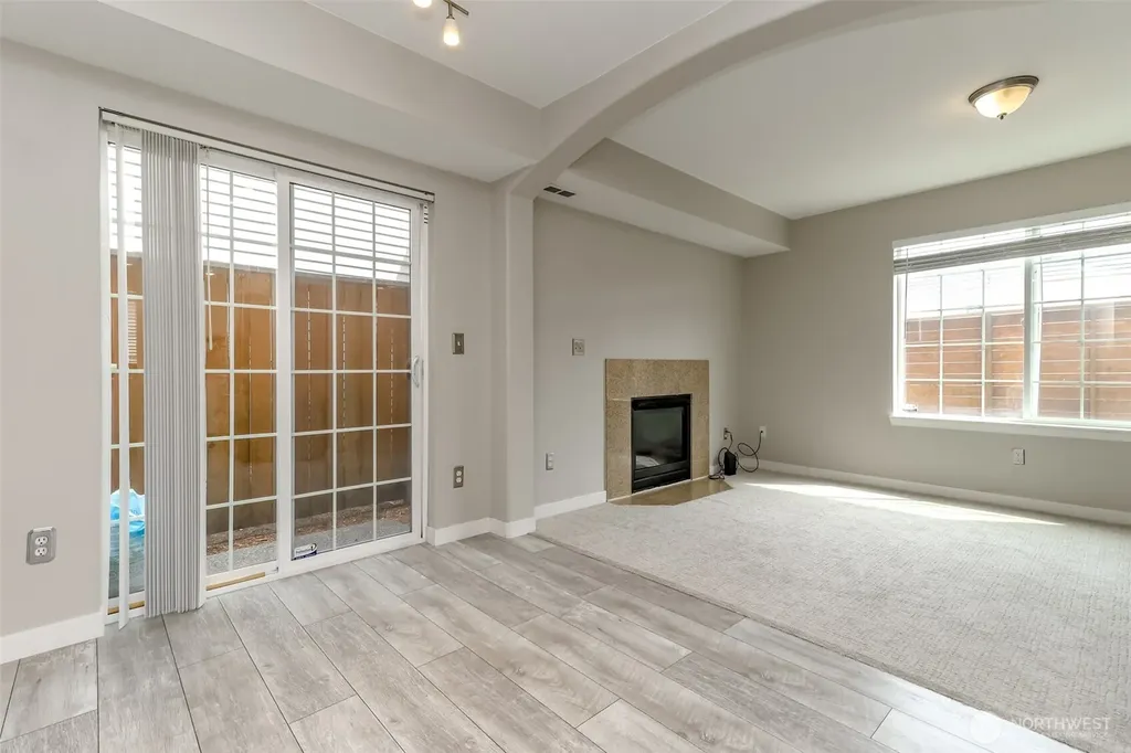 10426 17th Avenue SW Seattle WA 98146