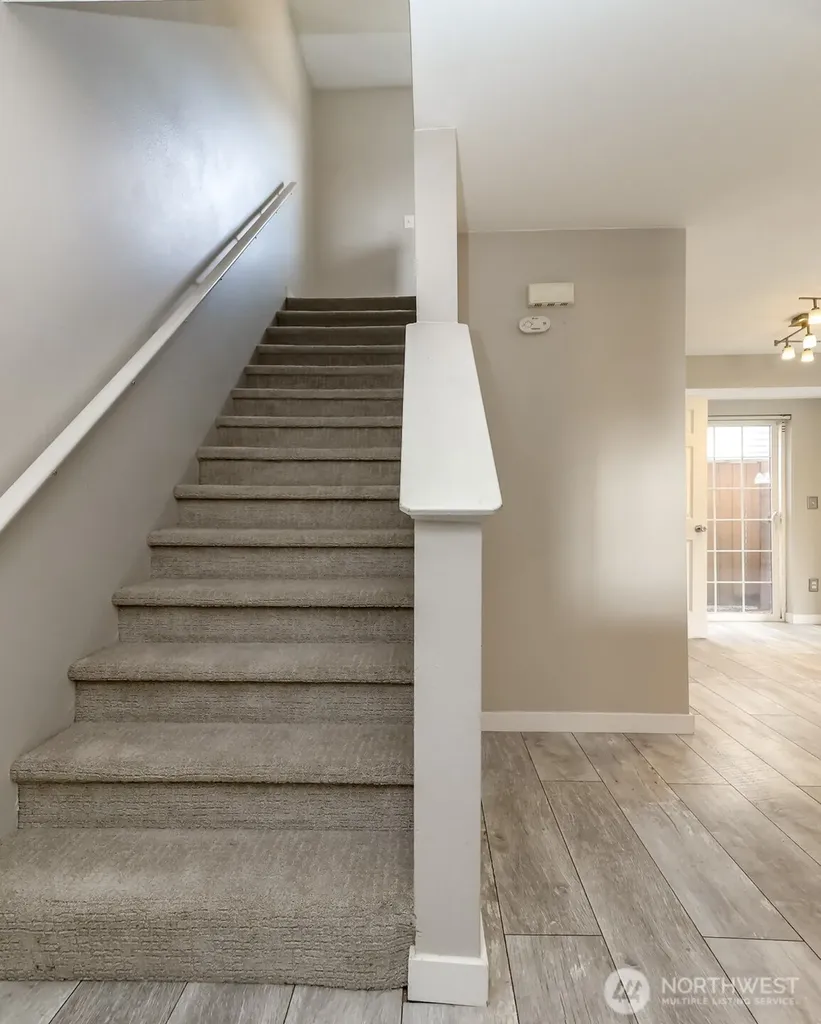 10426 17th Avenue SW Seattle WA 98146