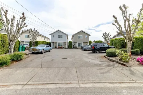 10426 17th Avenue SW Seattle WA 98146