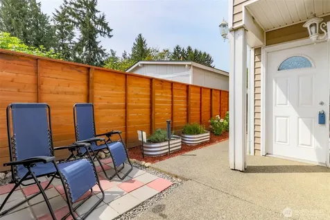 10426 17th Avenue SW Seattle WA 98146