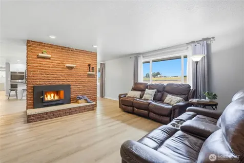 52005 N Whan Road Benton City WA 99320