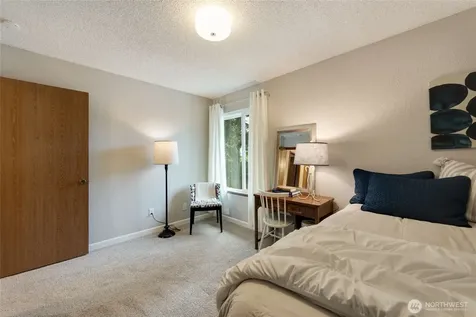 33030 17th Place S Federal Way WA 98003