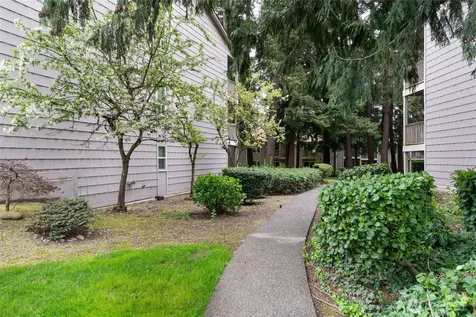 33030 17th Place S Federal Way WA 98003