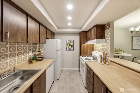 33030 17th Place S Federal Way WA 98003