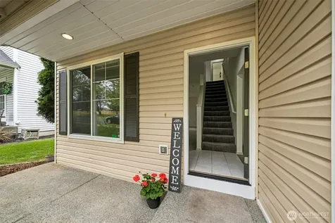 8708 132nd Street E Puyallup WA 98373