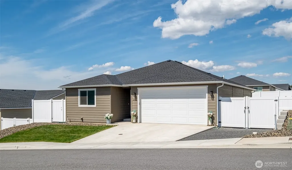 2355 3rd St SE East Wenatchee WA 98802