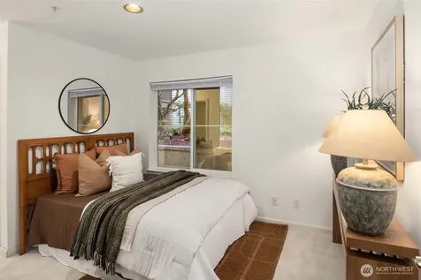 1417 Queen Anne Avenue N Seattle WA 98109