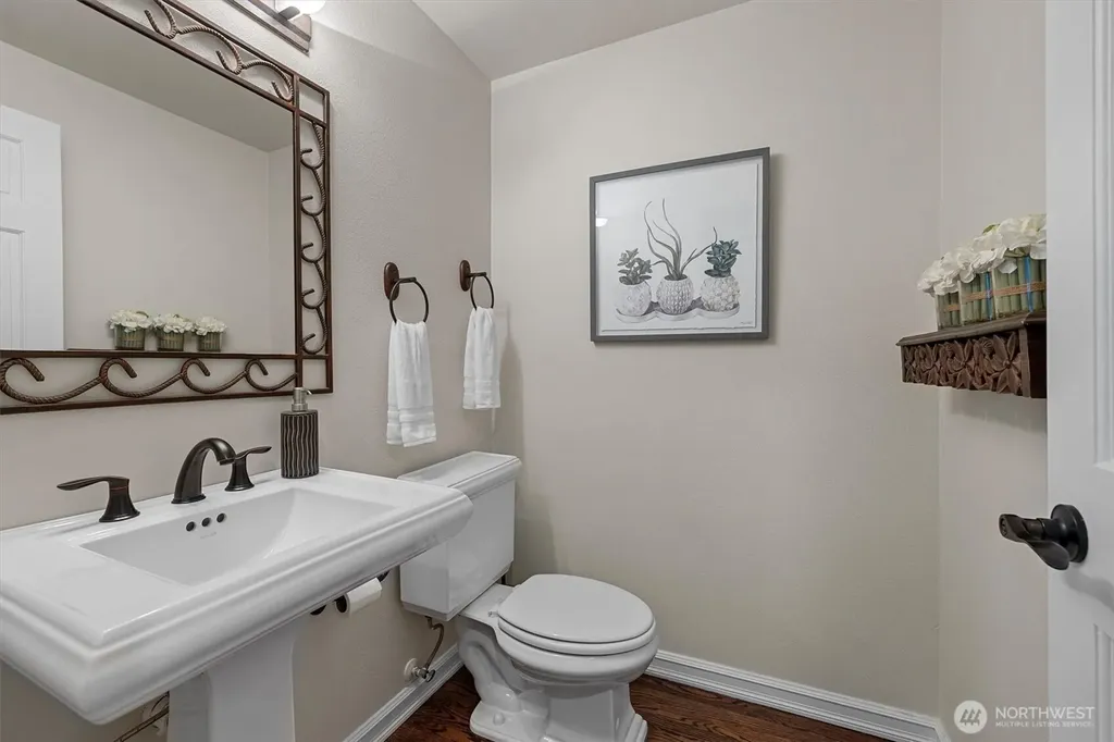 2524 225th Place NE Sammamish WA 98074