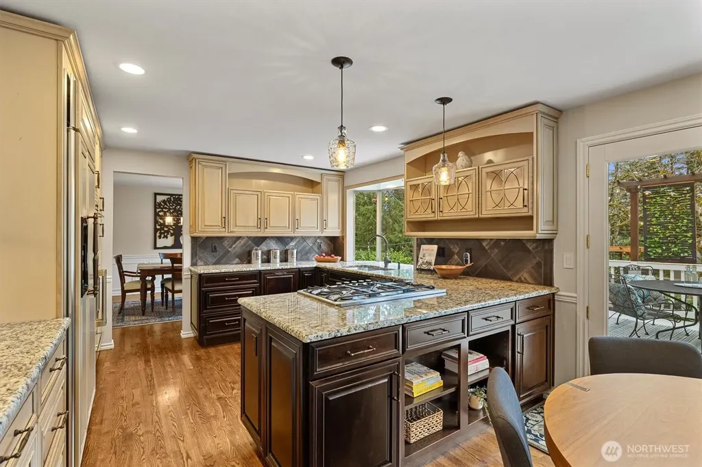 2524 225th Place NE Sammamish WA 98074