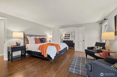 2524 225th Place NE Sammamish WA 98074