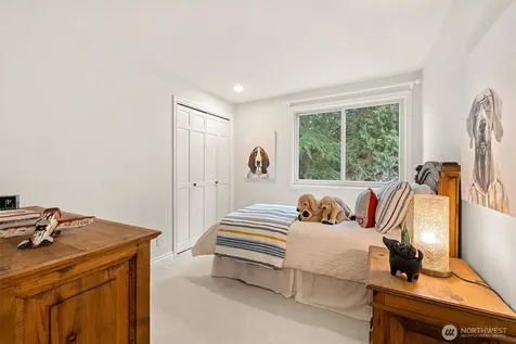 2524 225th Place NE Sammamish WA 98074