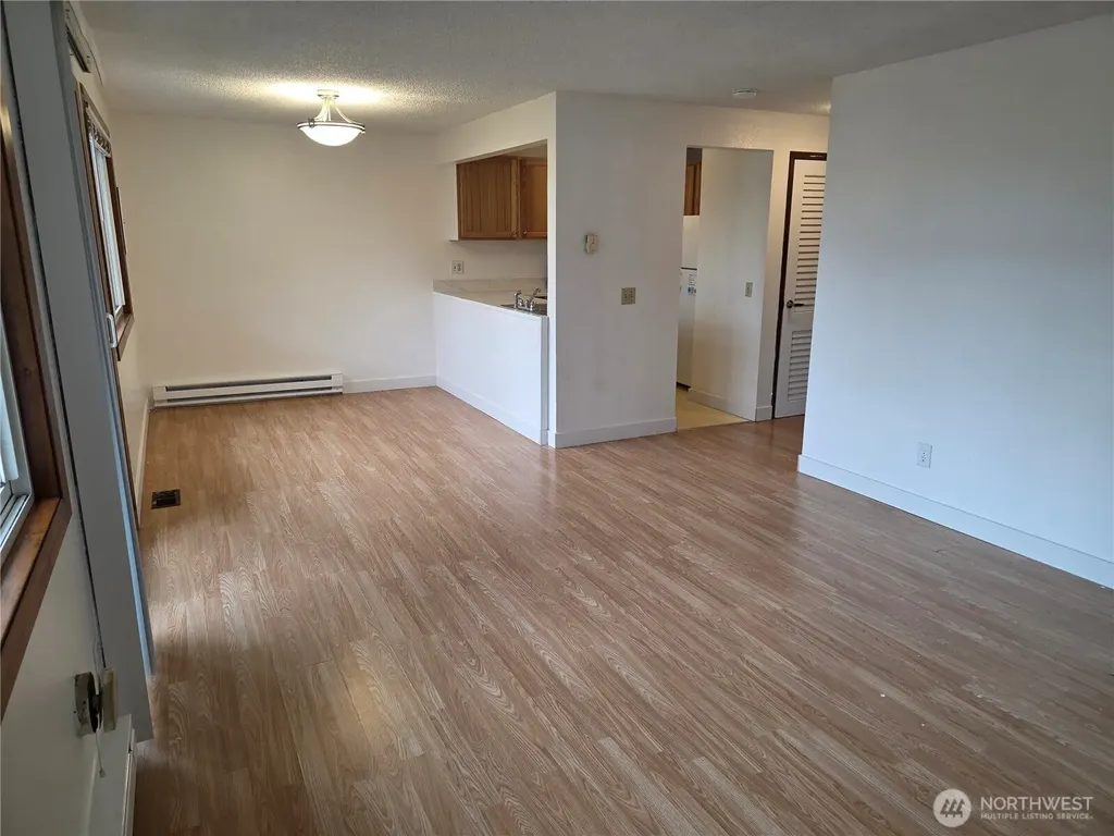 3110 S 216th Street Seatac WA 98198