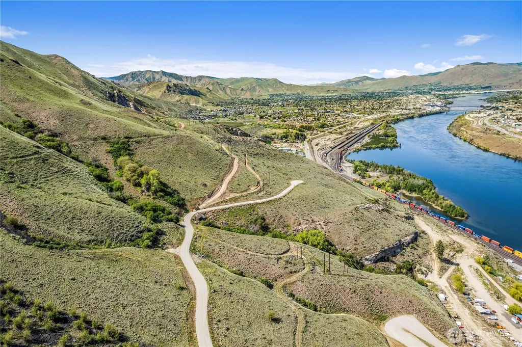 1501 Malaga Alcoa Highway Wenatchee WA 98801