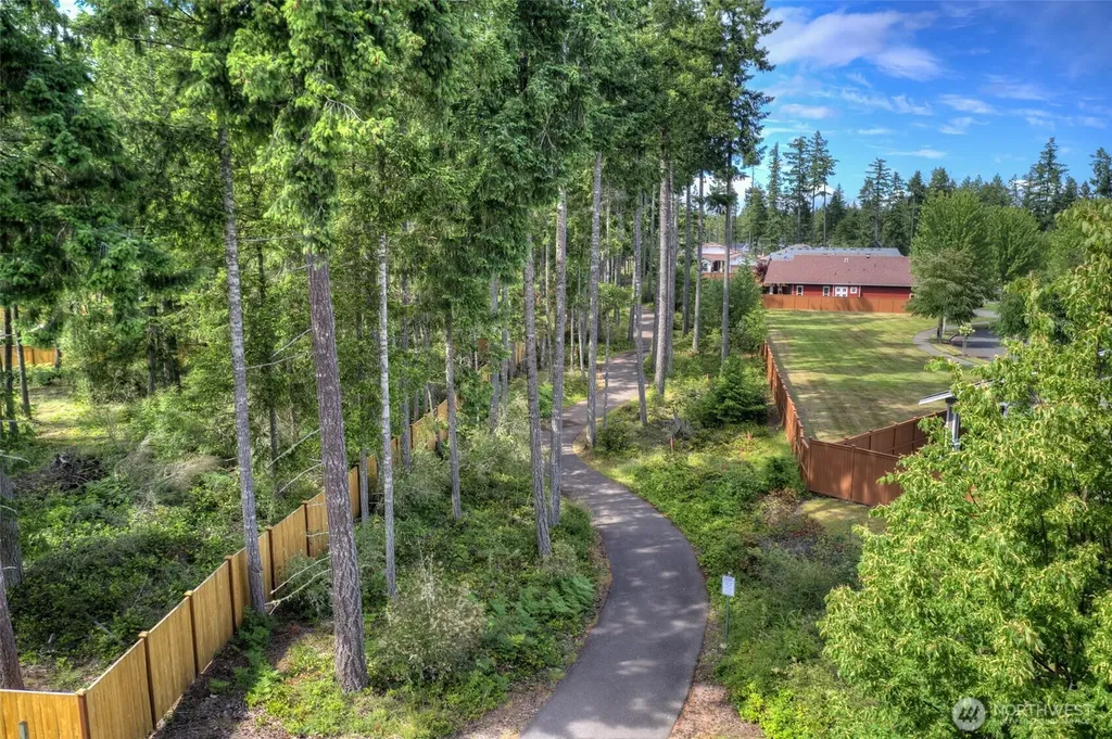 5206 Waldron Drive NE Olympia WA 98516
