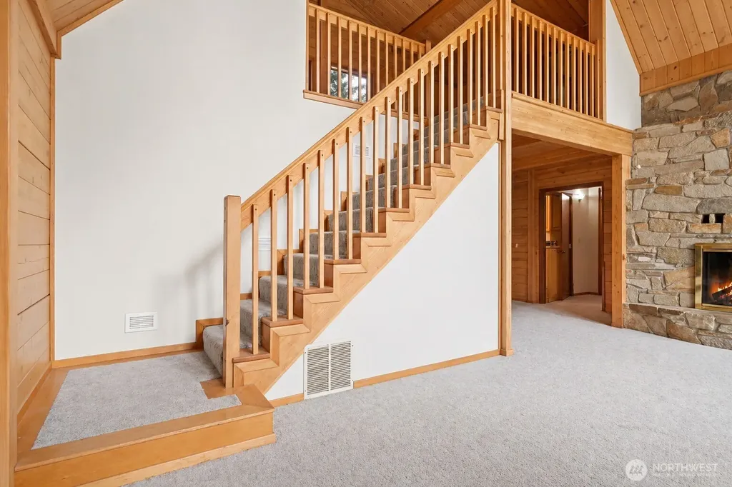 12800 Bear Track Lane Port Orchard WA 98367