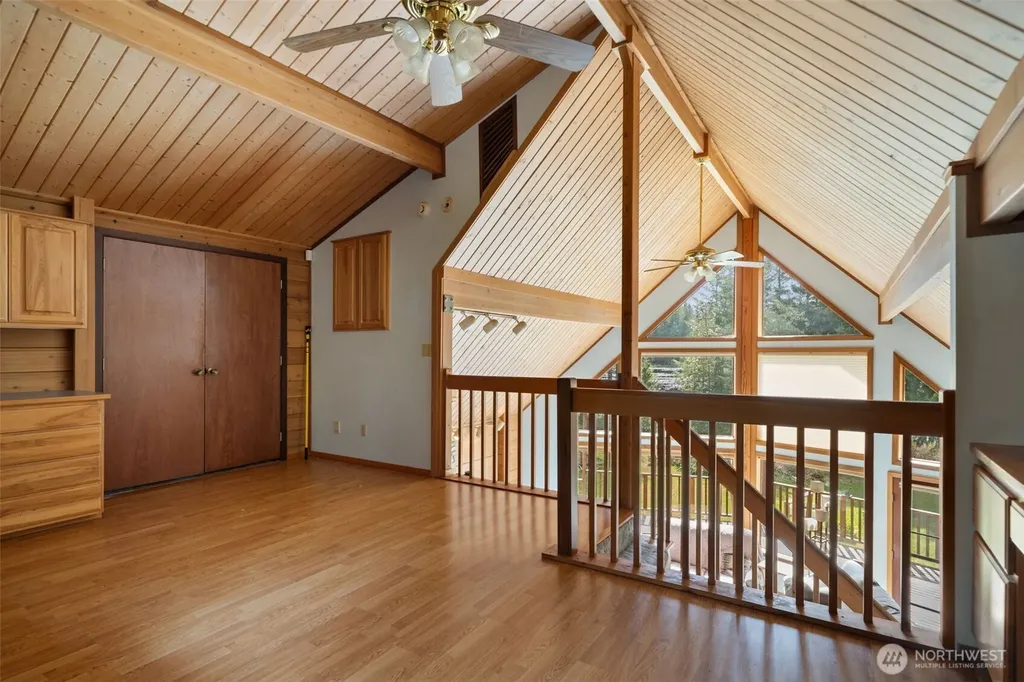 12800 Bear Track Lane Port Orchard WA 98367