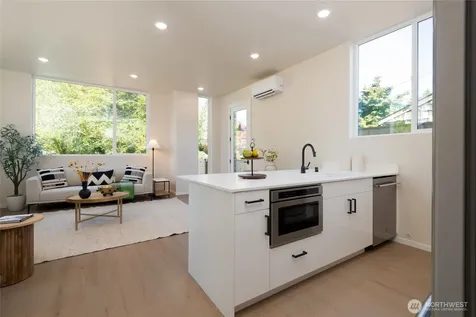 10330 14th Avenue NW Seattle WA 98177