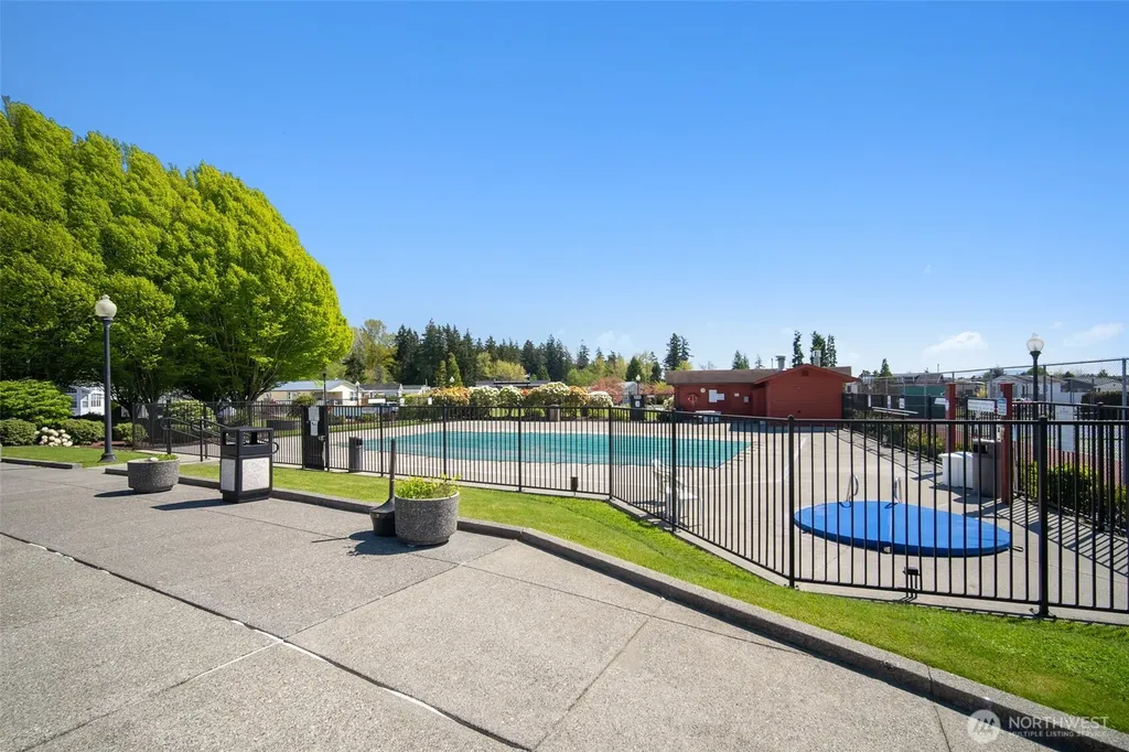 4751 Birch Bay Lynden Road Blaine WA 98230