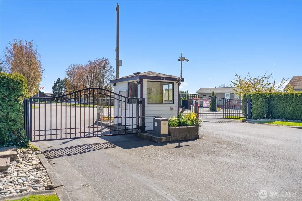 4751 Birch Bay Lynden Road Blaine WA 98230