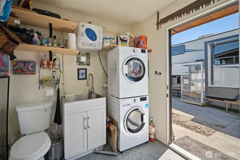 4751 Birch Bay Lynden Road Blaine WA 98230