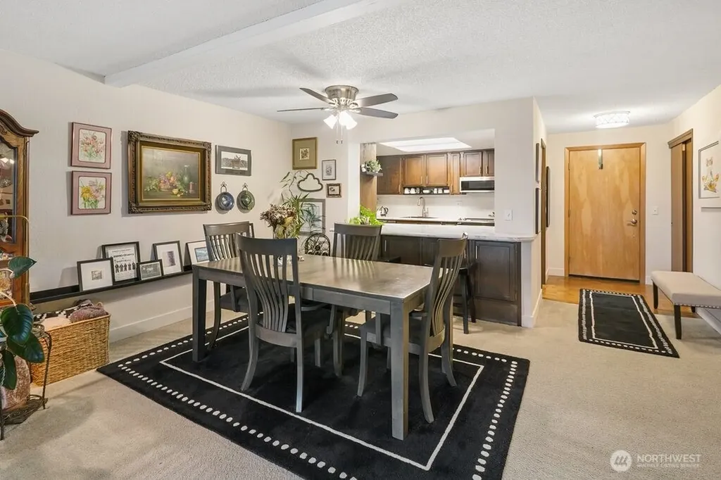 9710 Greenwood Avenue N Seattle WA 98103