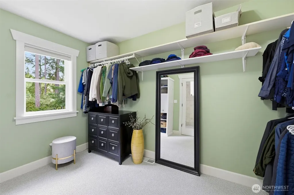 252 NW Sigurd Hanson Road Poulsbo WA 98370